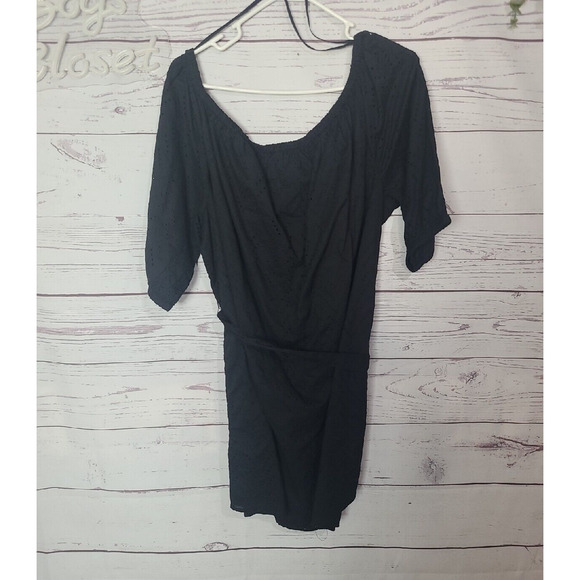 NWT Old Navy Black Off The Shoulder Eyelet Tie Waist Dress Womans Size XL - Picture 2 of 6